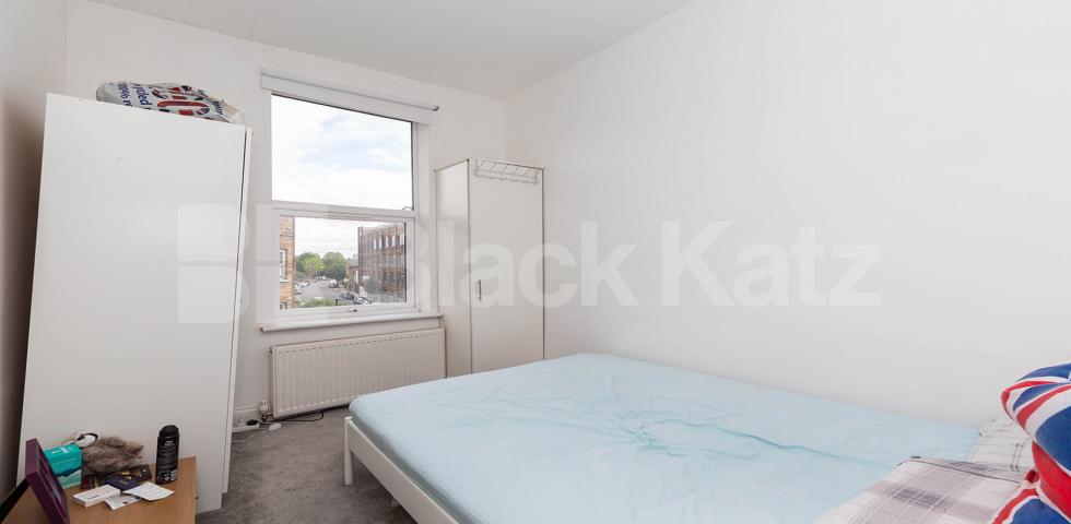 			NEW INSTRUCTION!, 2 Bedroom, 1 bath, 1 reception Flat			 Holloway Road, ARCHWAY